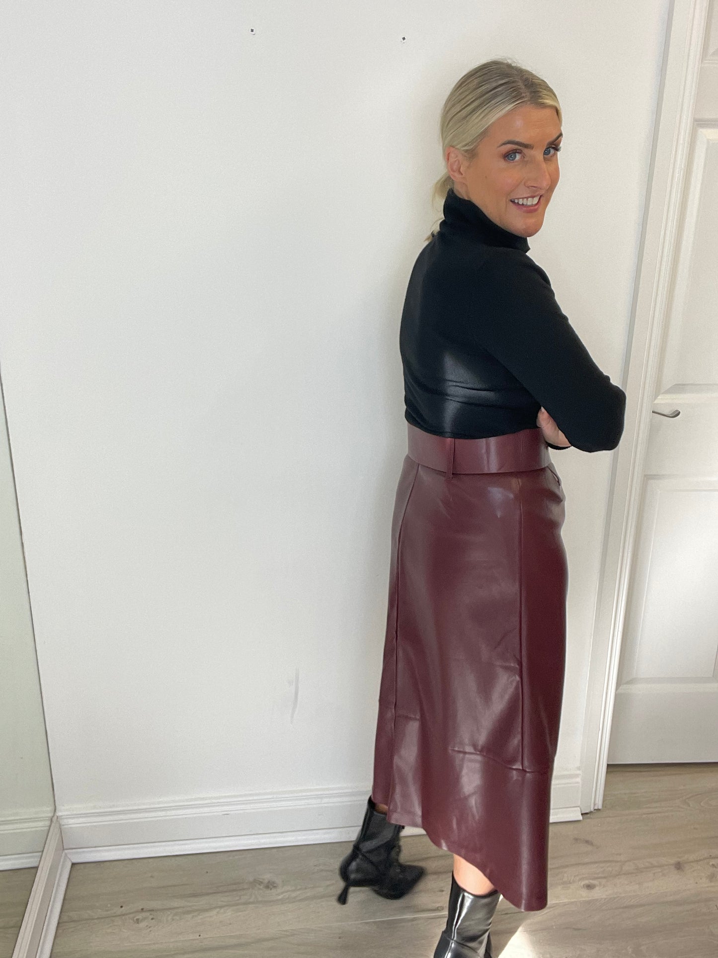 Treasa PU Midi Skirt