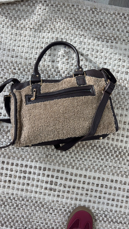 Mona Sherpa Bag