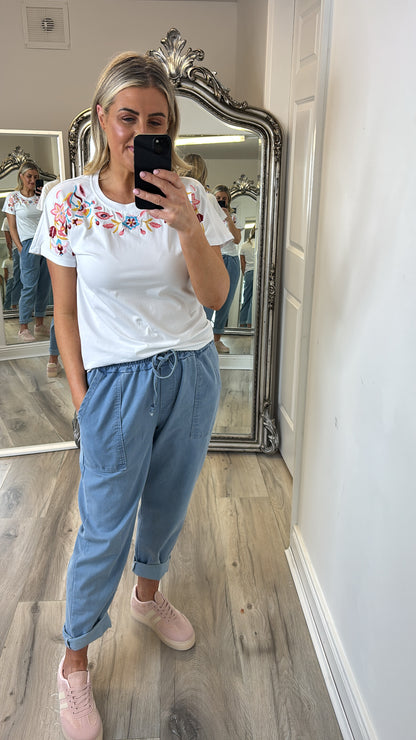 Mia Tee