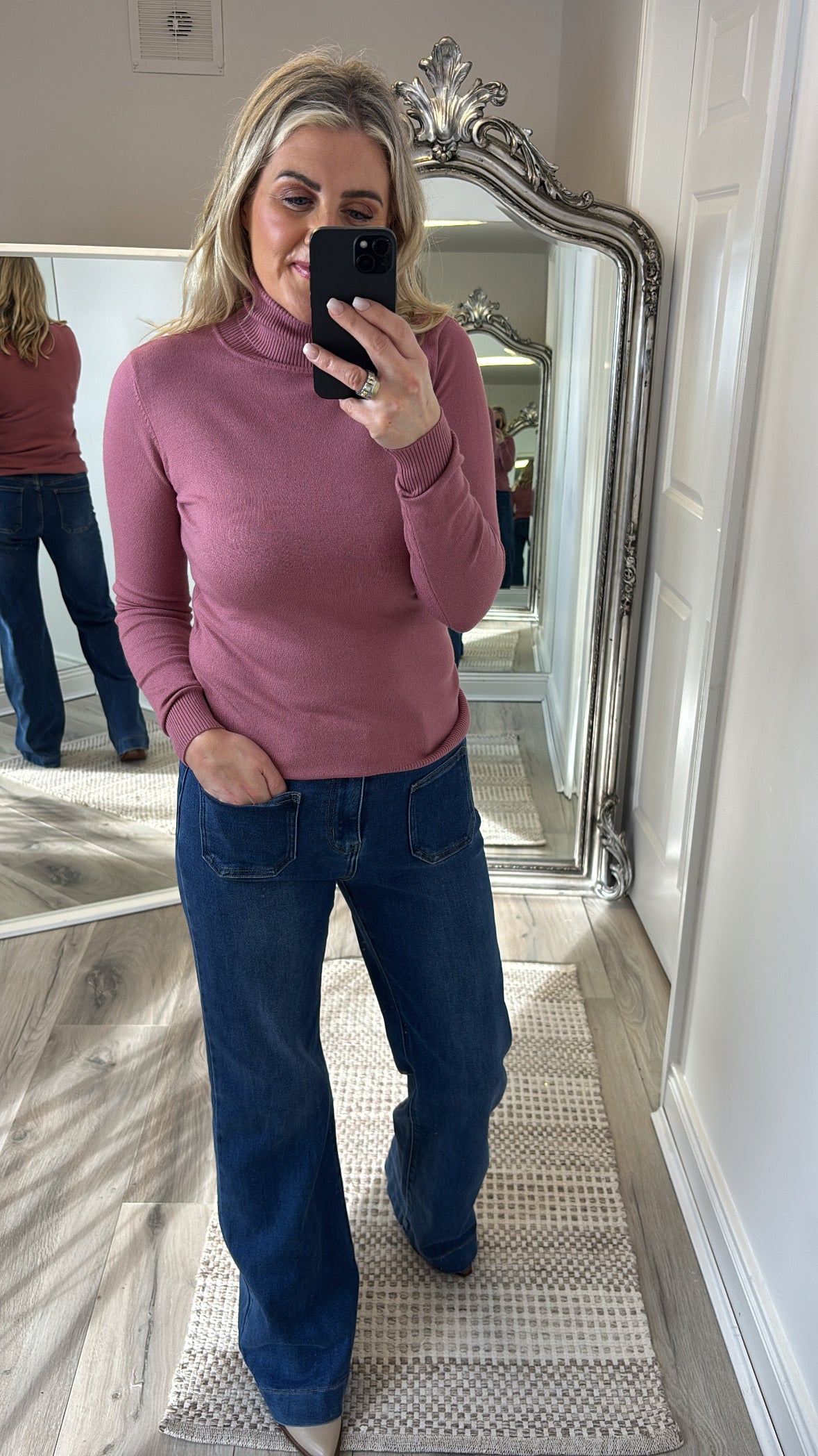 Roisin Rollneck