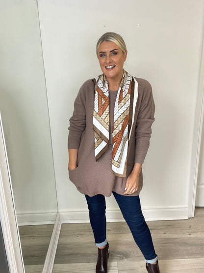 Reni Button Back Knit