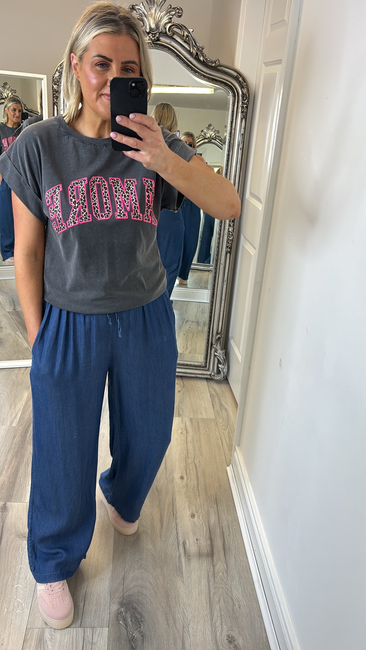 Sally Logo Tee
