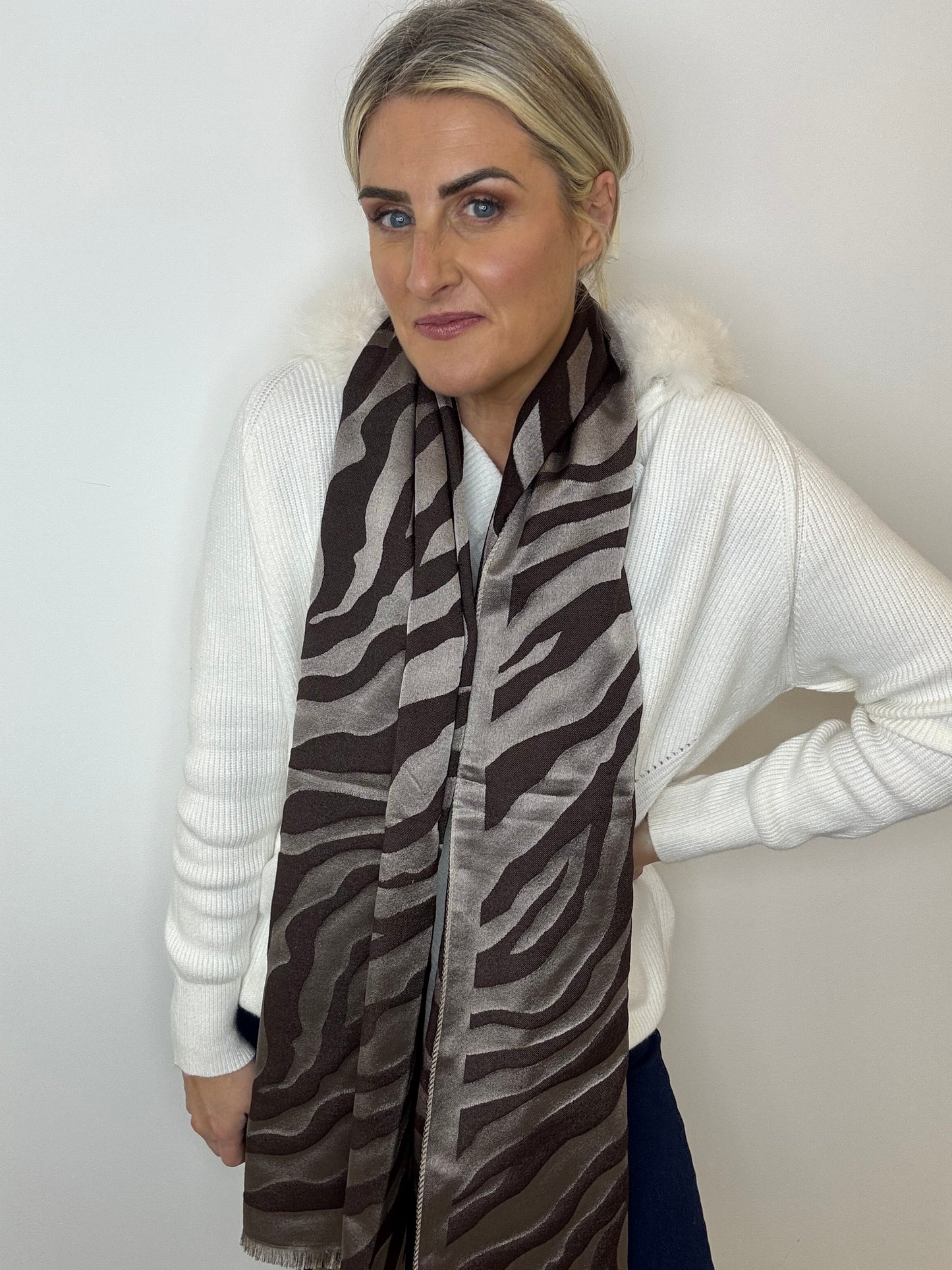 Zafira Scarf